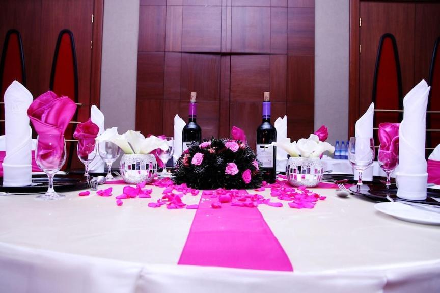 New Jbk Hotel Kampala Dış mekan fotoğraf
