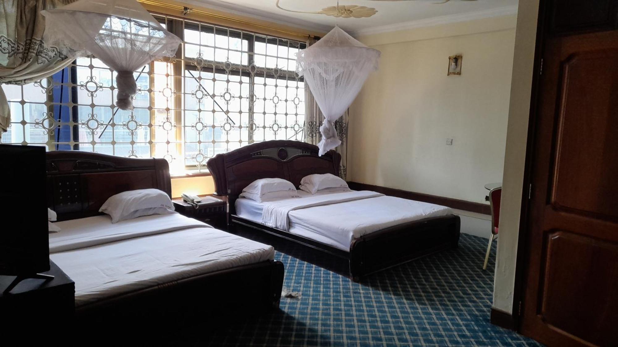 New Jbk Hotel Kampala Dış mekan fotoğraf