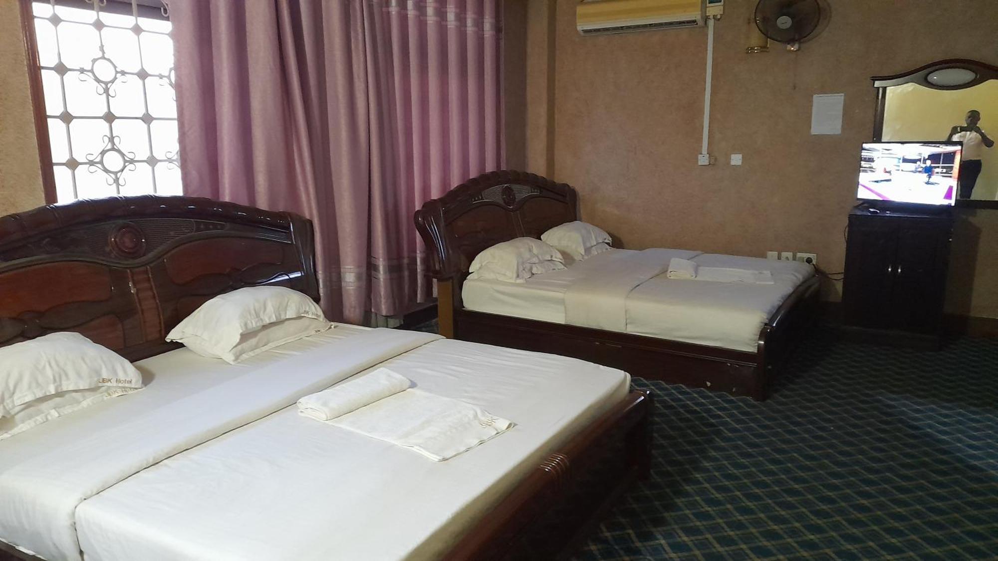 New Jbk Hotel Kampala Dış mekan fotoğraf