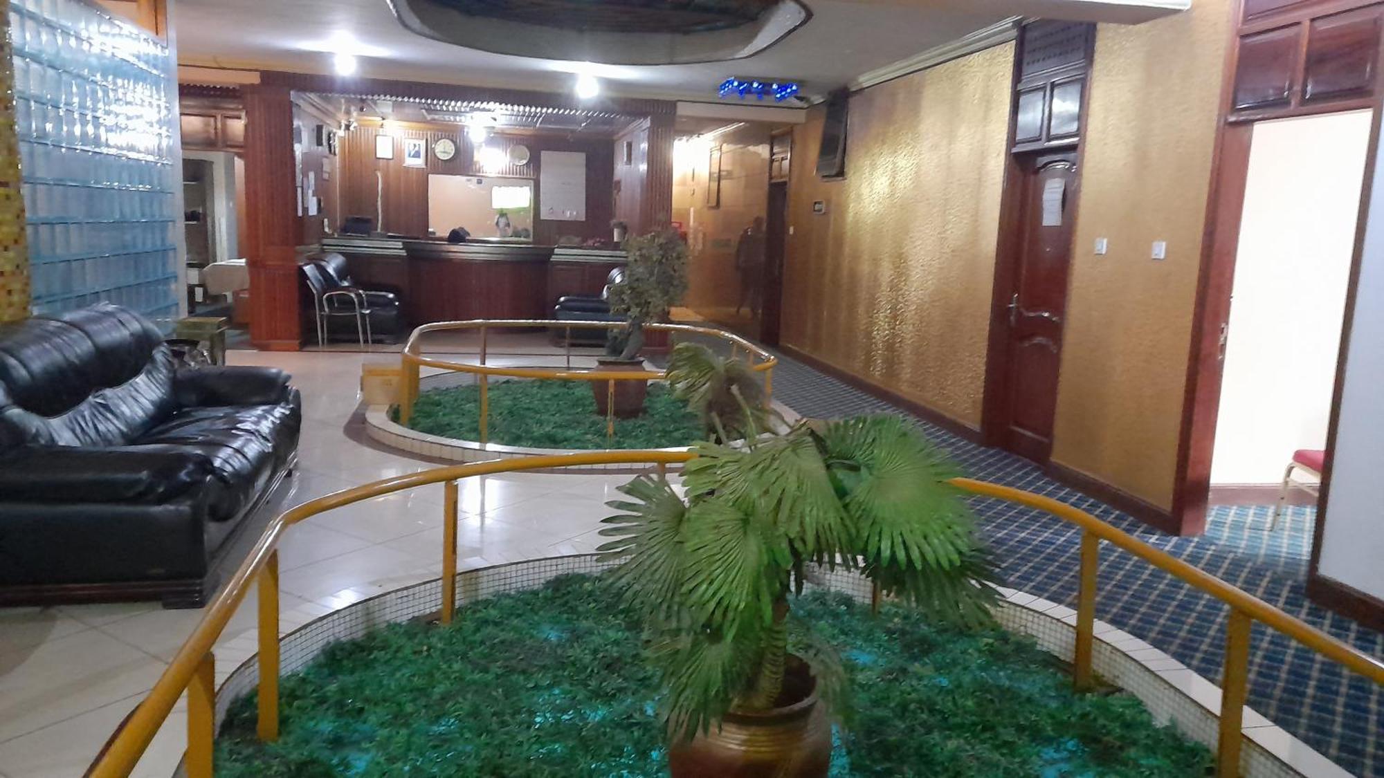 New Jbk Hotel Kampala Dış mekan fotoğraf